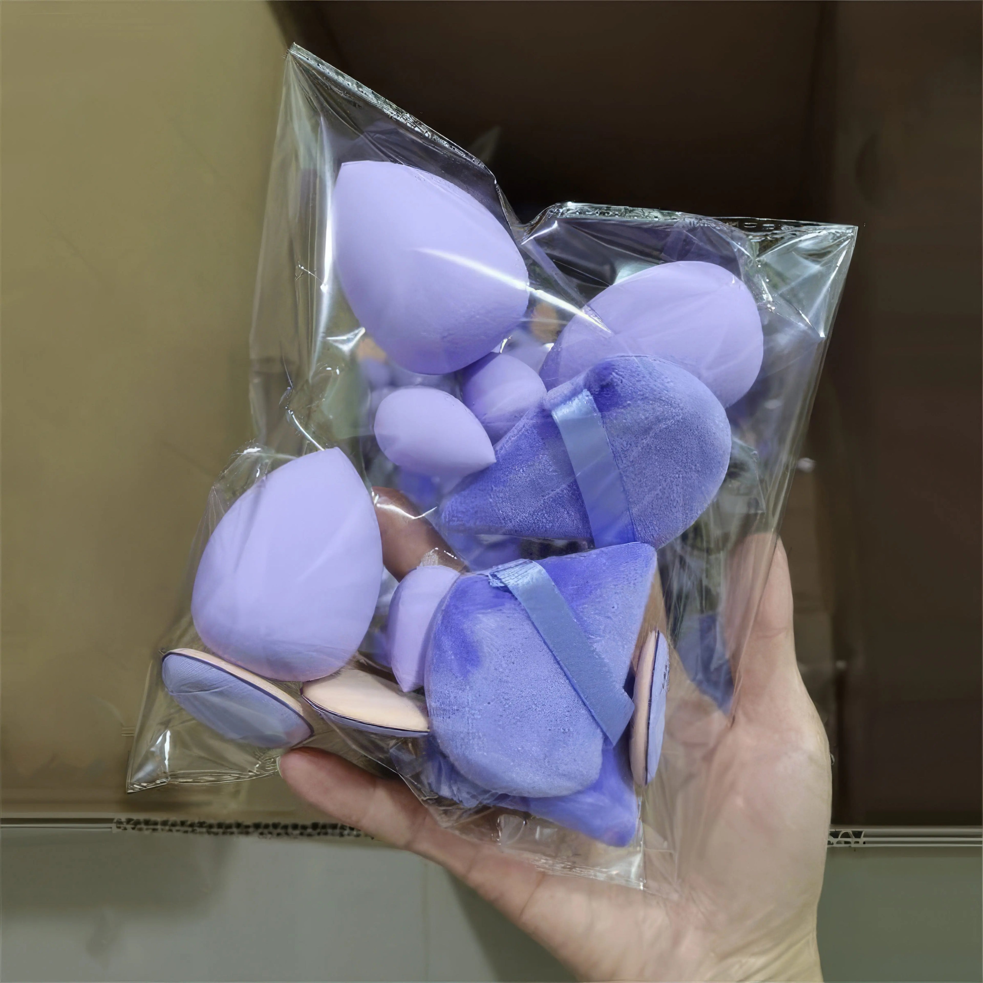 1 Set of Beauty Egg Set, Dark Purple | Dry and Wet Makeup Sponge for Contour and Foundation