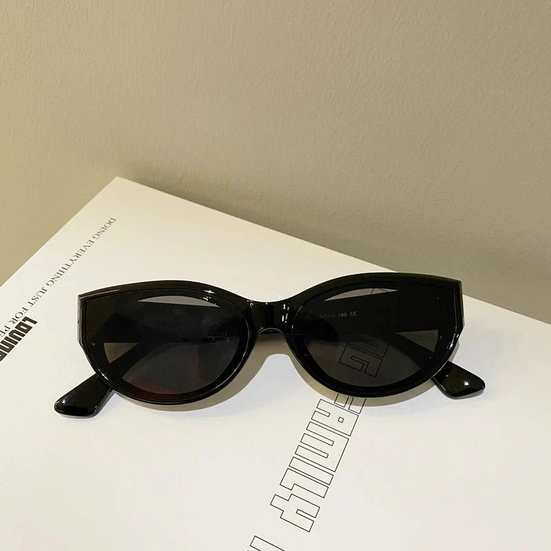 Women’s Small Cat Eye Sunglasses | Vintage Oval Fashion Shades with Mirror Lenses