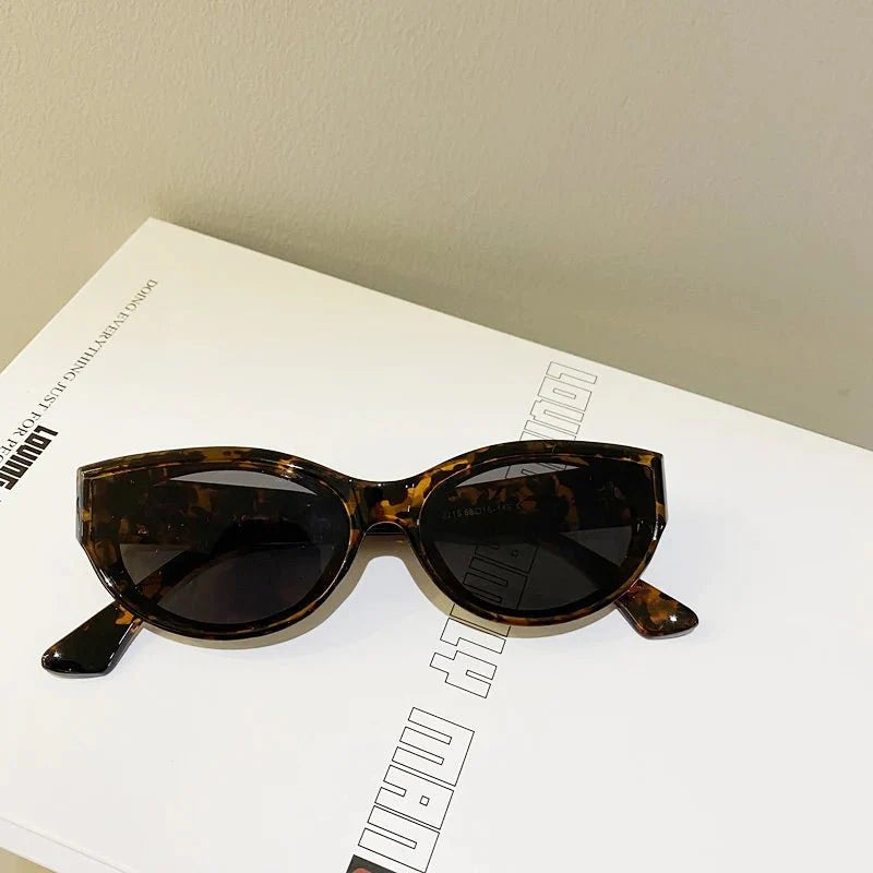 Women’s Small Cat Eye Sunglasses | Vintage Oval Fashion Shades with Mirror Lenses